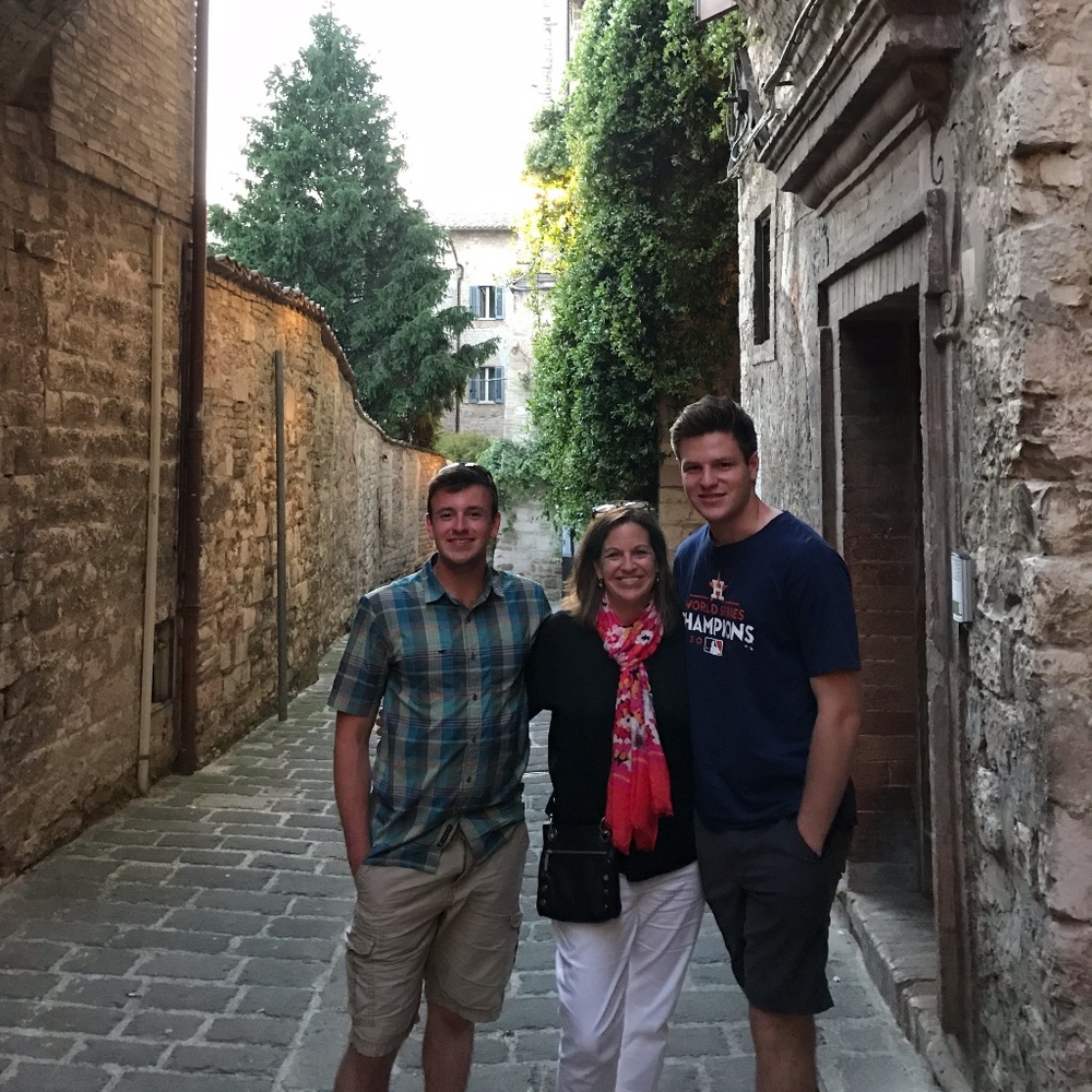 Meet your Posher, Dawn